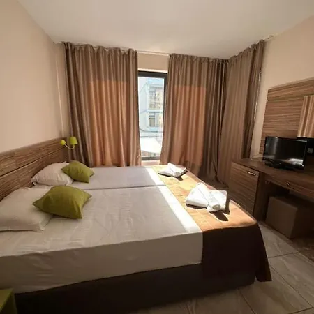 Seabreaze Hotel